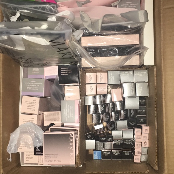 Sold - Picture 1 of 4